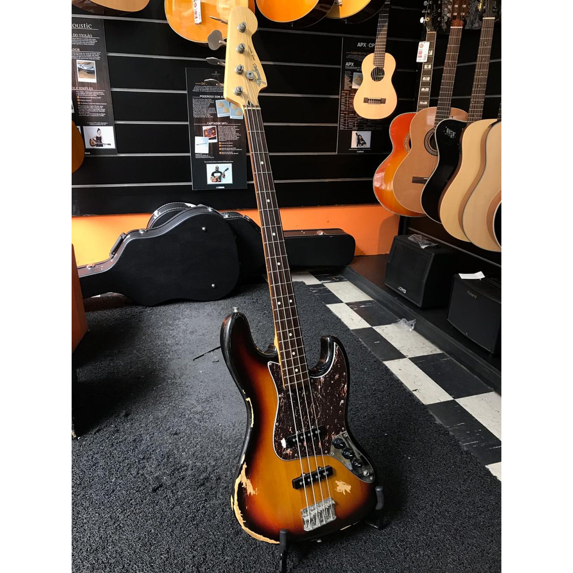 fender jazz bass usado