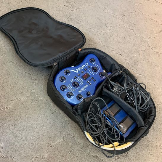 Pedaleira Behringer V Amp 2 Azul Usado X5music