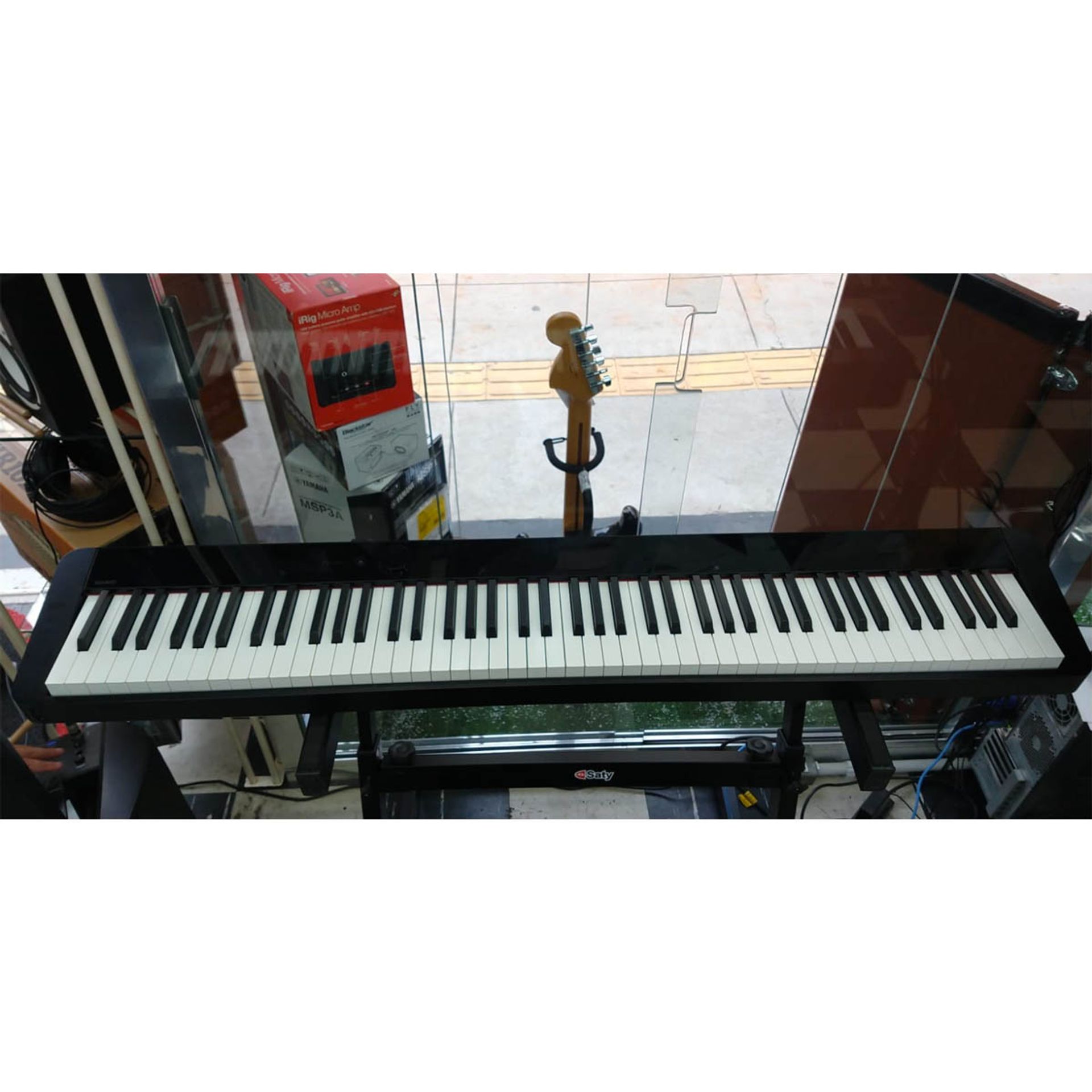 PIANO DIGITAL CASIO PXS1000 COM MOVEL E PEDAL USADO X5Music